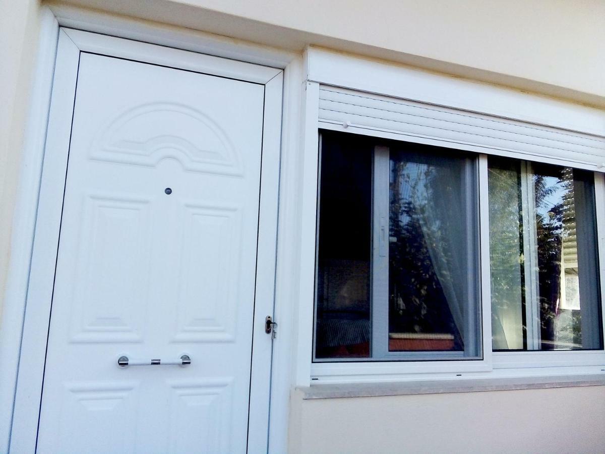 S.D Apartment Lávrion エクステリア 写真